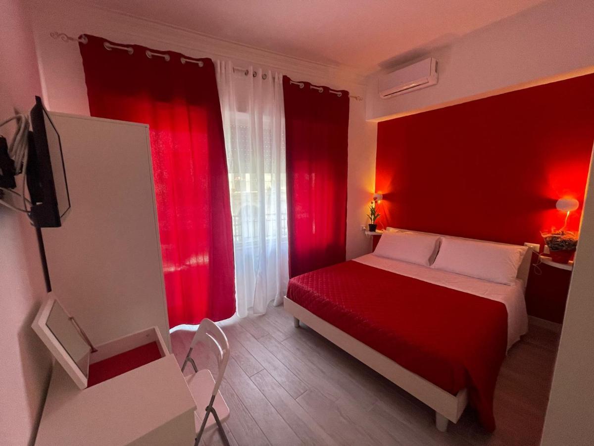 La Stazione 92 Bed and Breakfast Catánia Buitenkant foto