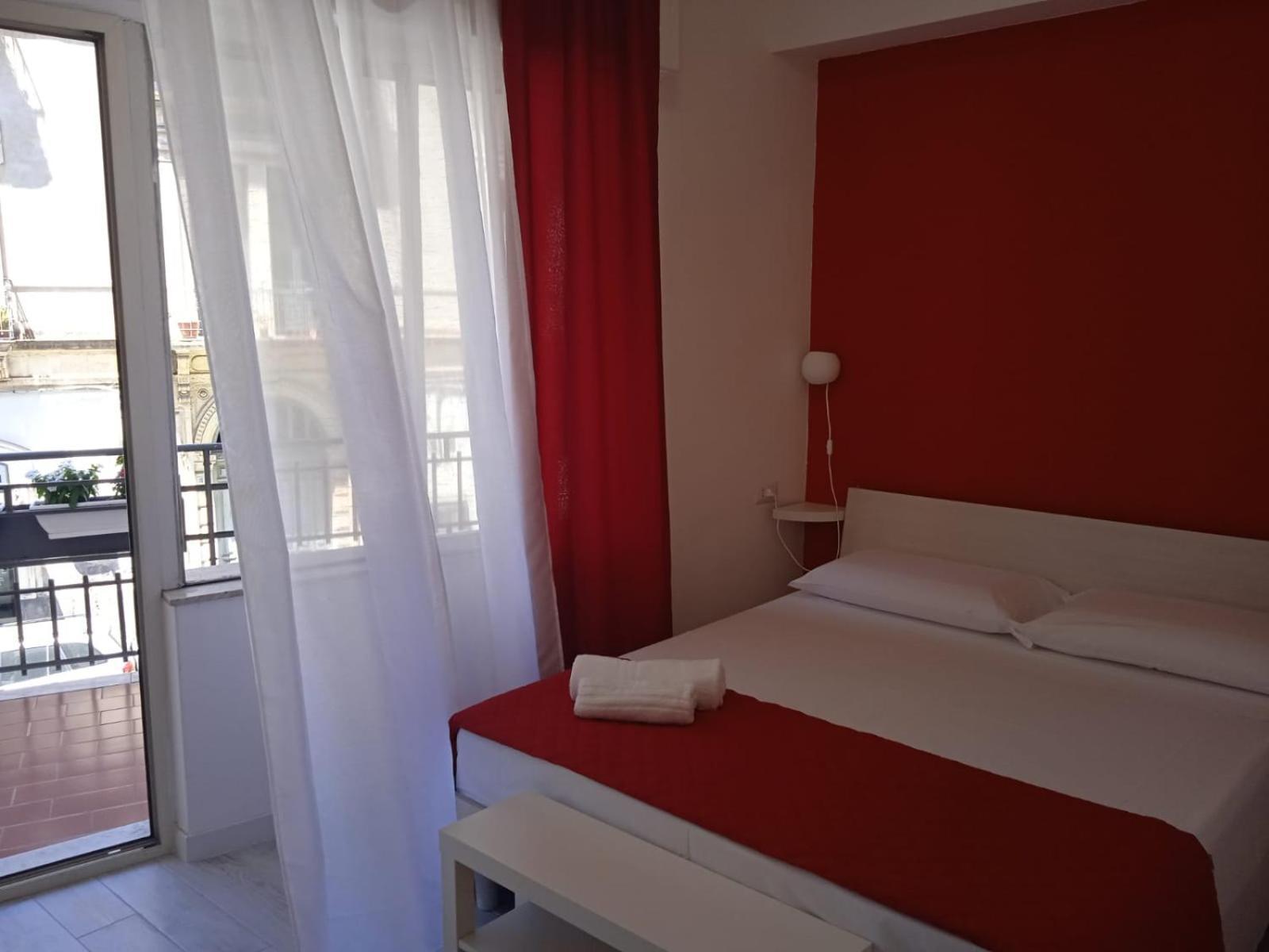 La Stazione 92 Bed and Breakfast Catánia Buitenkant foto