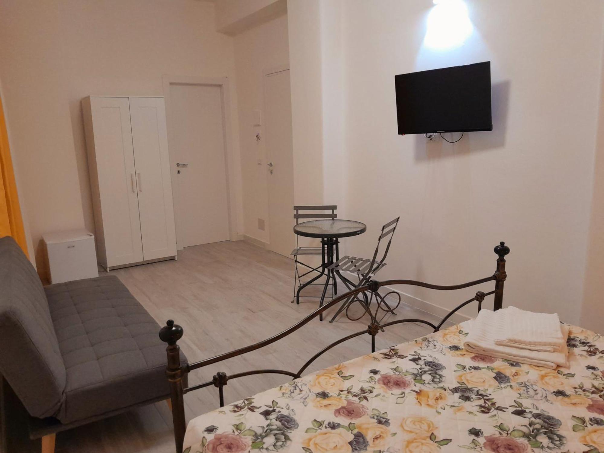 La Stazione 92 Bed and Breakfast Catánia Buitenkant foto