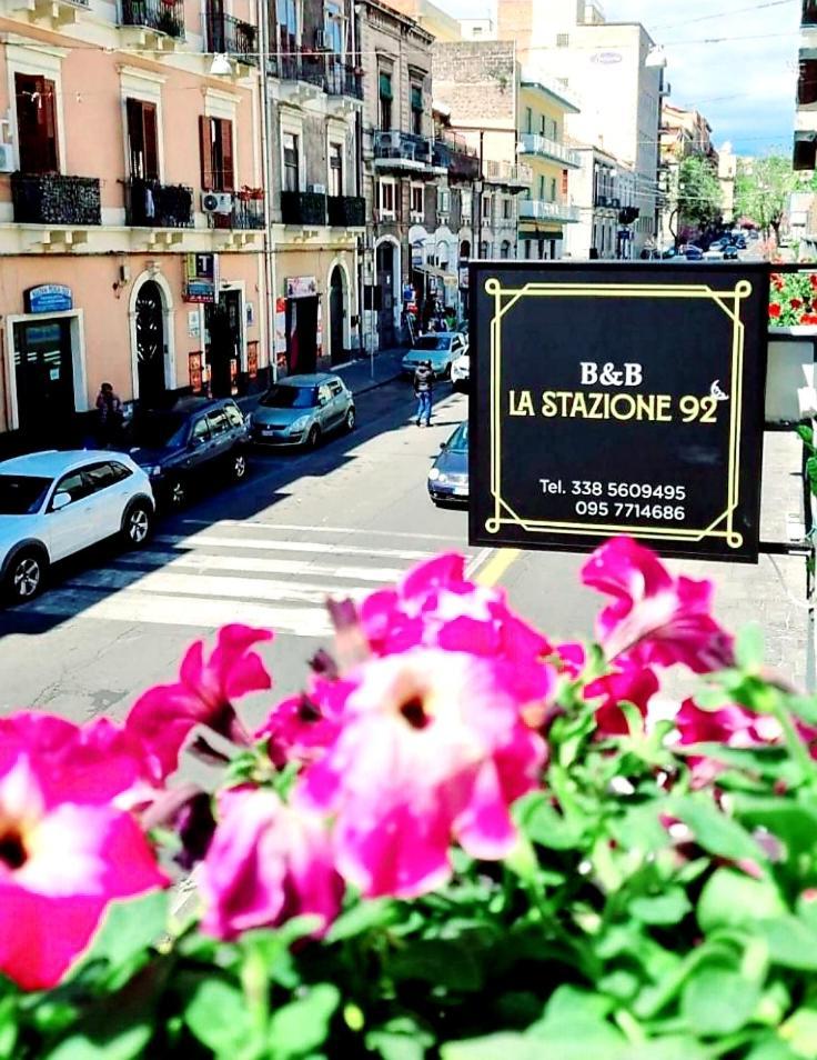 La Stazione 92 Bed and Breakfast Catánia Buitenkant foto