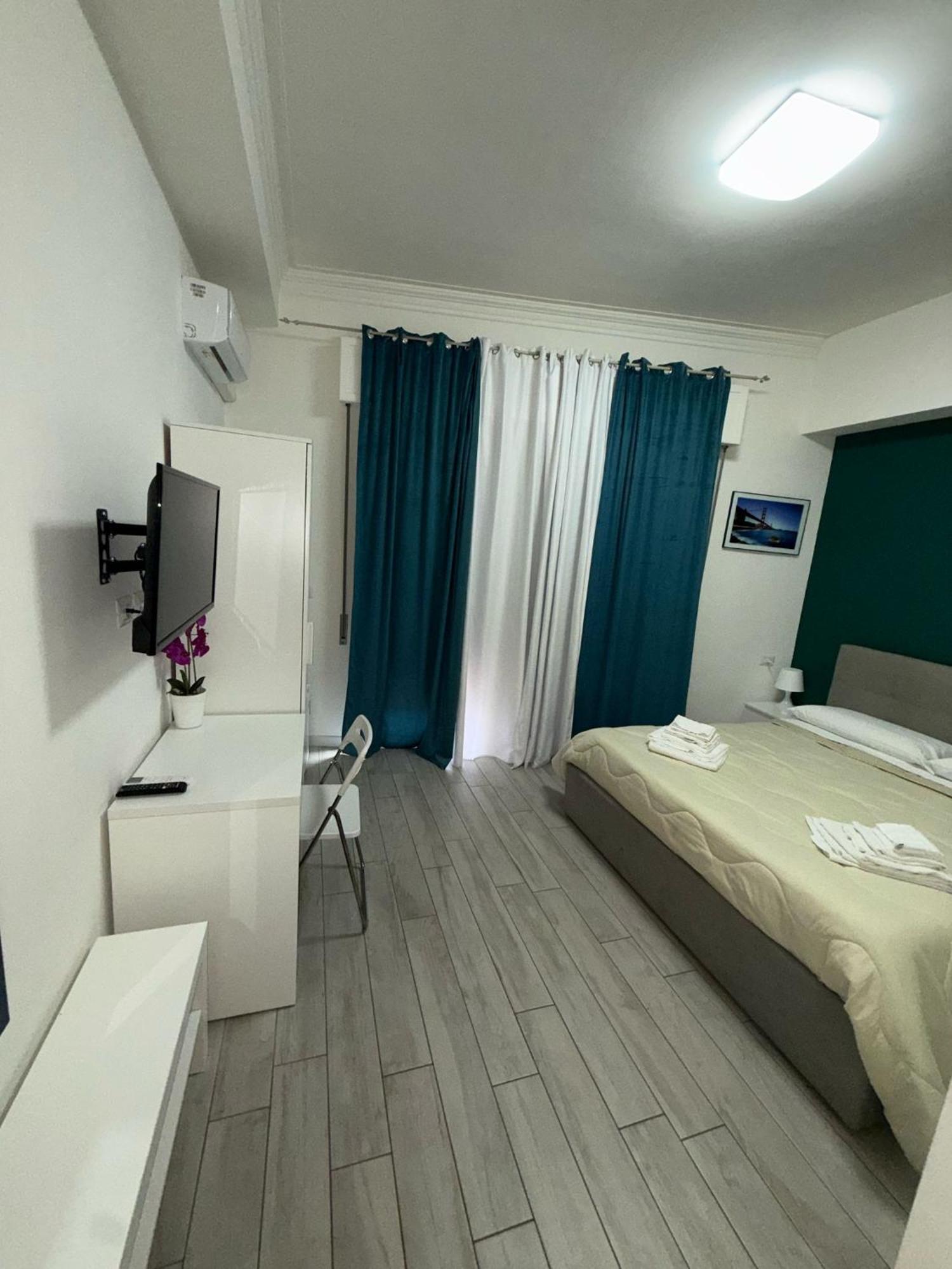 La Stazione 92 Bed and Breakfast Catánia Buitenkant foto